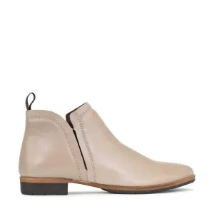 Eos Gaid Taupe Flat Ankle Boot